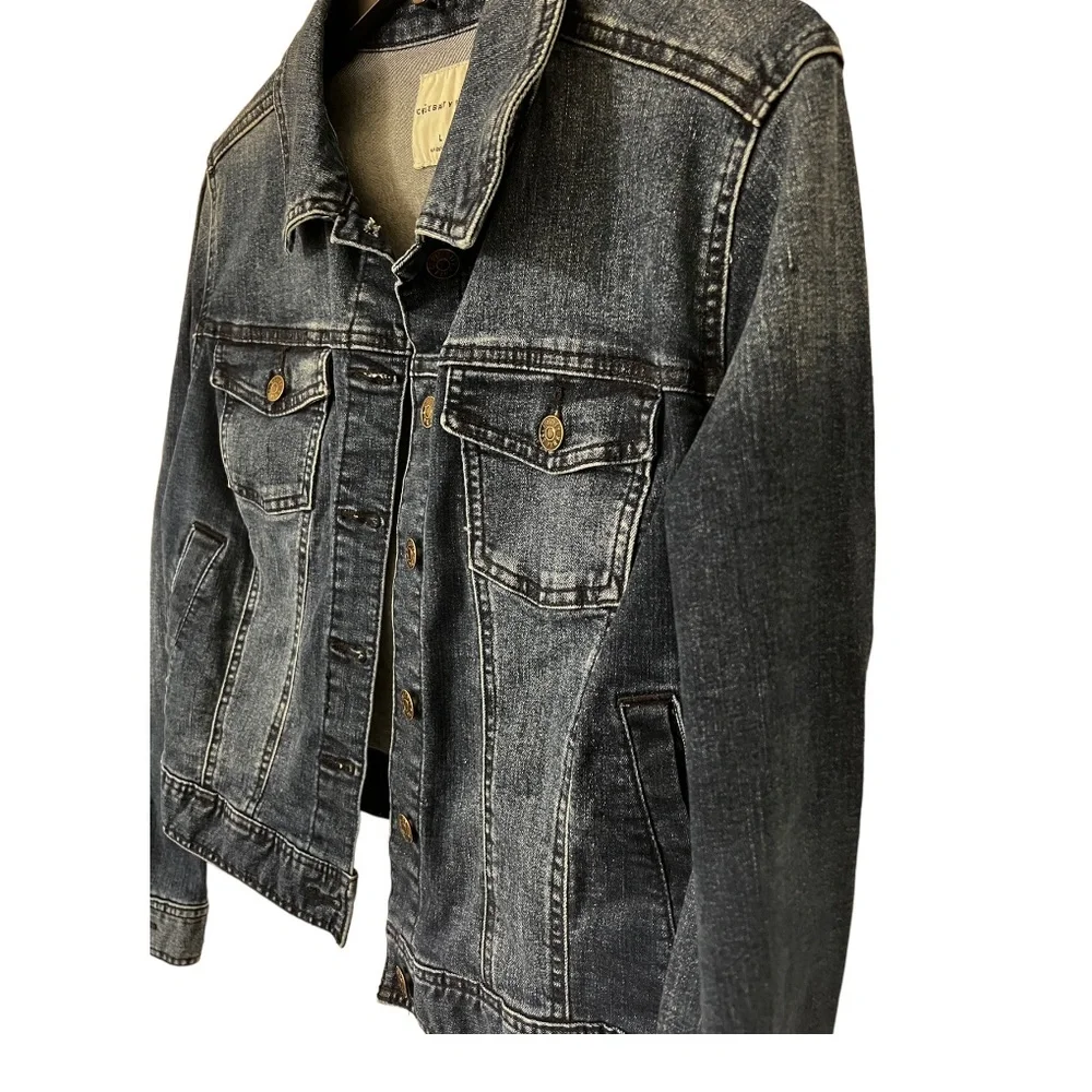 Celebrity Pink Classic Denim Jacket - Picture 5 of 8